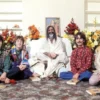 Bangor 1967, les Beatles avec le Maharishi